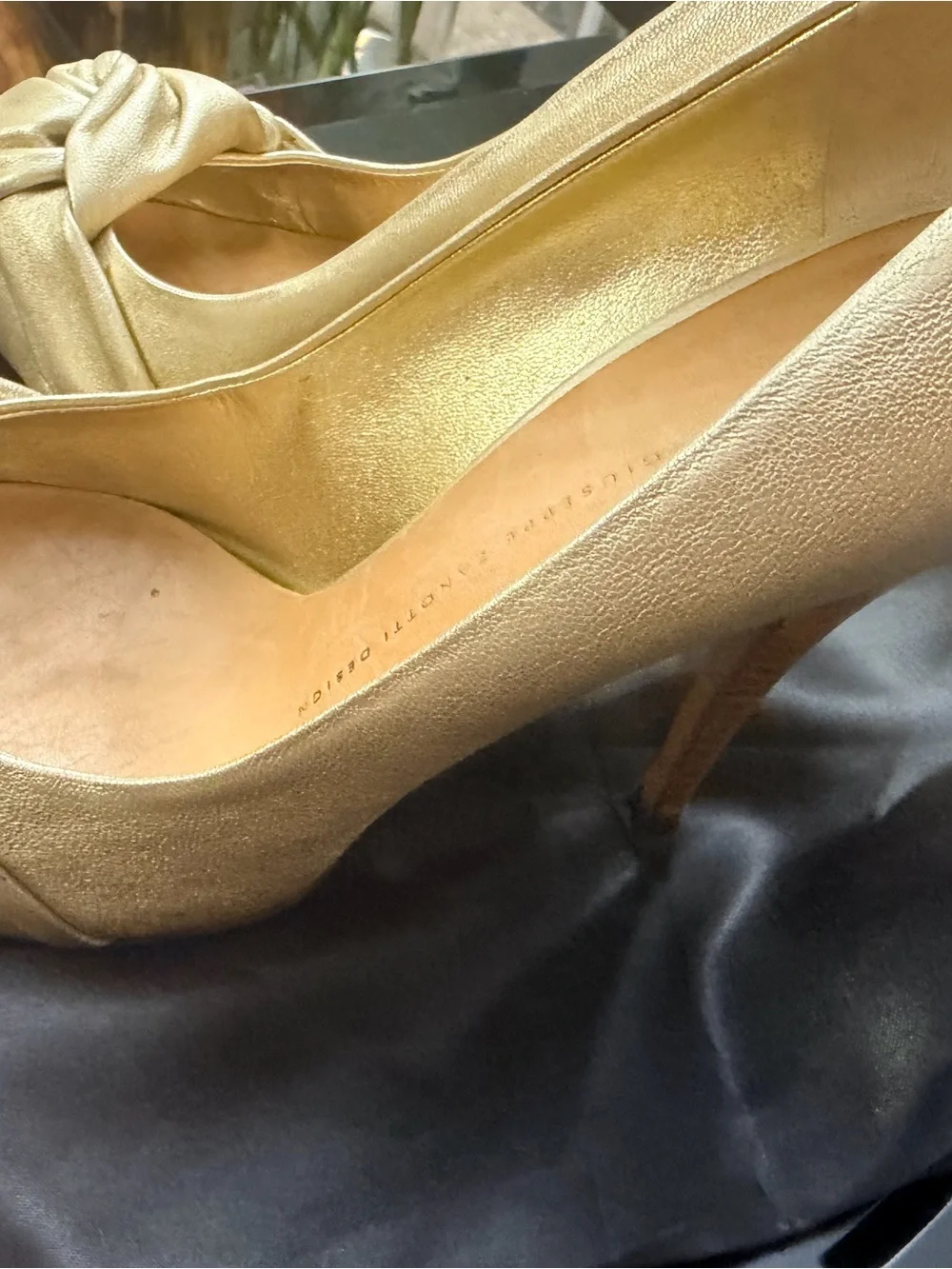Giuseppe Zanotti Metallic Gold Knotted Peep-Toe Pumps